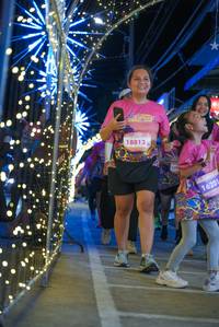 BIB: 18813, 16201
                            <button type="button" onclick="openModal(24677612)" class="btn btn-primary btn-sm float-right btn-popup" data-toggle="modal" data-target=".modal-high-quality">
                        <i class="fas fa-shopping-cart"></i> Add to Cart
                    </button>
                                            <button type="button" onclick="isThisMe(24677612, true)" class="btn btn-success btn-sm float-right btn-popup btn-isme hidden" data-toggle="tooltip" data-placement="bottom" title="นี่คือรูปของคุณใช่ไหม คลิกที่นี่เพื่อเอาเข้าอัลบั้ม">
                        <i class="fas fa-plus"></i> Add to album
                    </button>
                    <button type="button" onclick="isThisMe(24677612, false)" class="btn btn-warning btn-sm float-right btn-popup btn-isnotme hidden">
                        <i class="fas fa-ban"></i> Remove from album
                    </button>